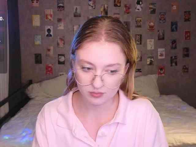 NicoleEniston webcam