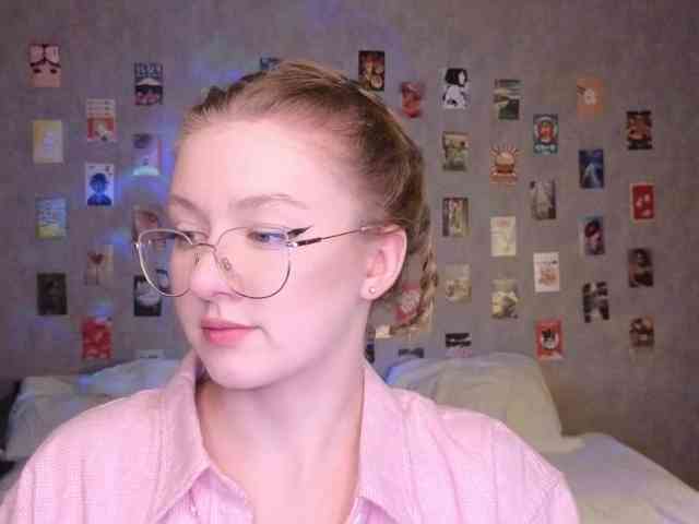 NicoleEniston webcam