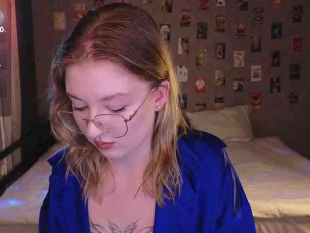 NicoleEniston webcam