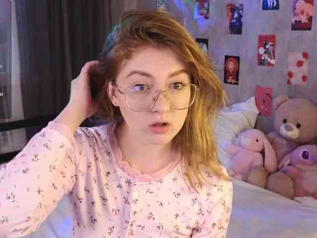 NicoleEniston webcam
