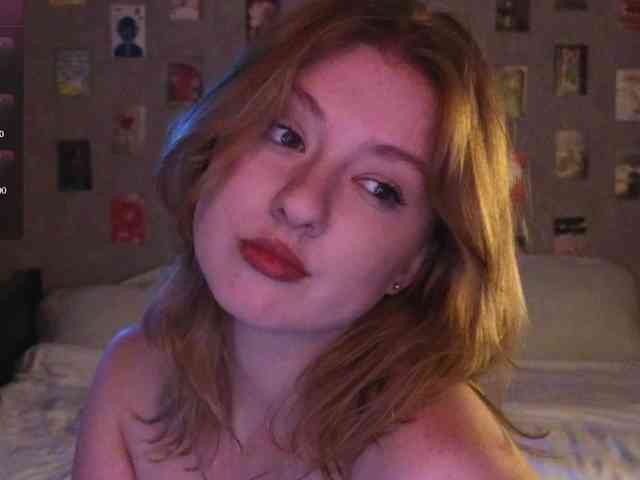 NicoleEniston webcam