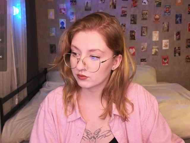 NicoleEniston webcam