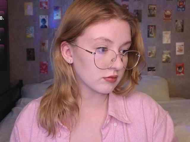 NicoleEniston webcam