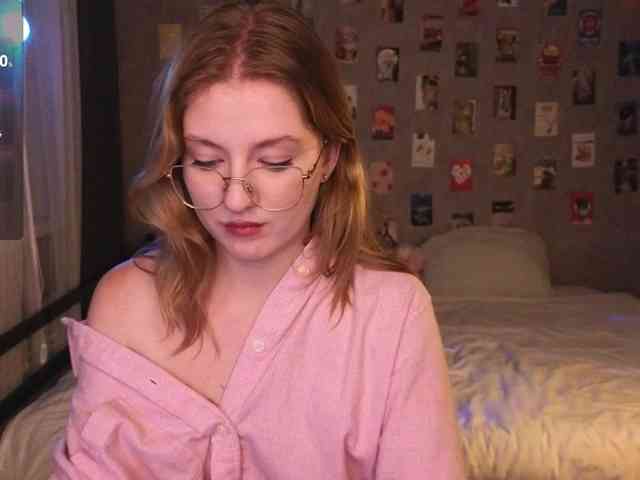 NicoleEniston webcam