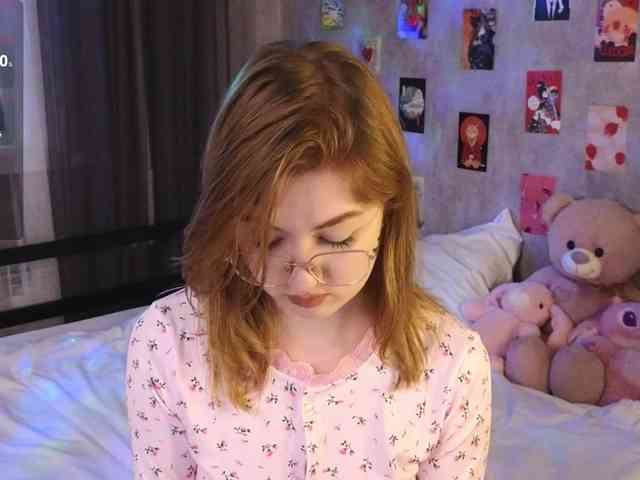 NicoleEniston webcam