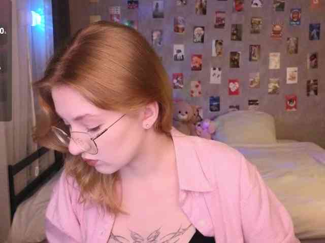 NicoleEniston webcam