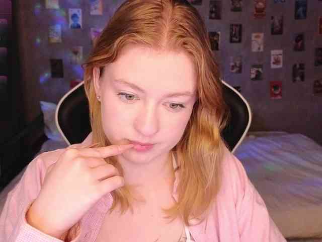 NicoleEniston webcam