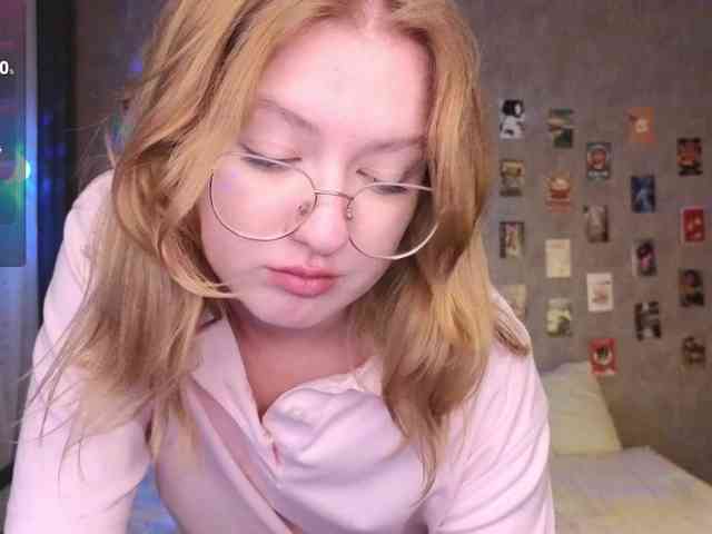 NicoleEniston webcam