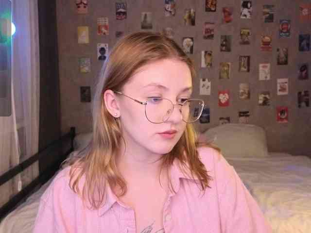 NicoleEniston webcam