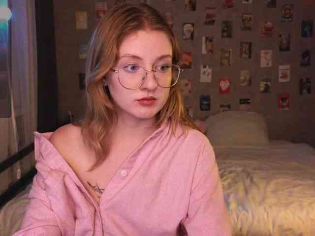 NicoleEniston webcam