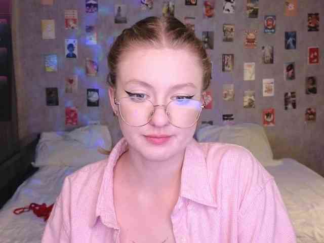 NicoleEniston webcam