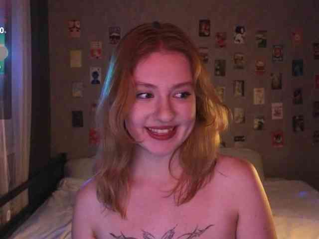 NicoleEniston webcam