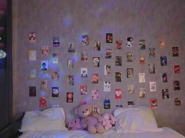 NicoleEniston webcam