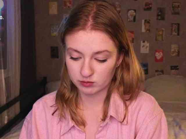 NicoleEniston webcam