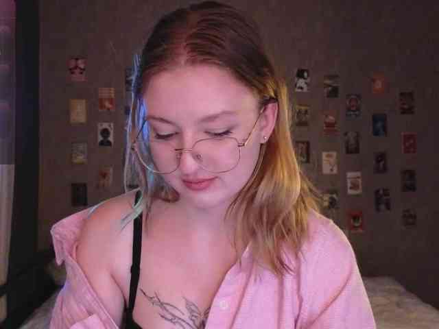 NicoleEniston webcam