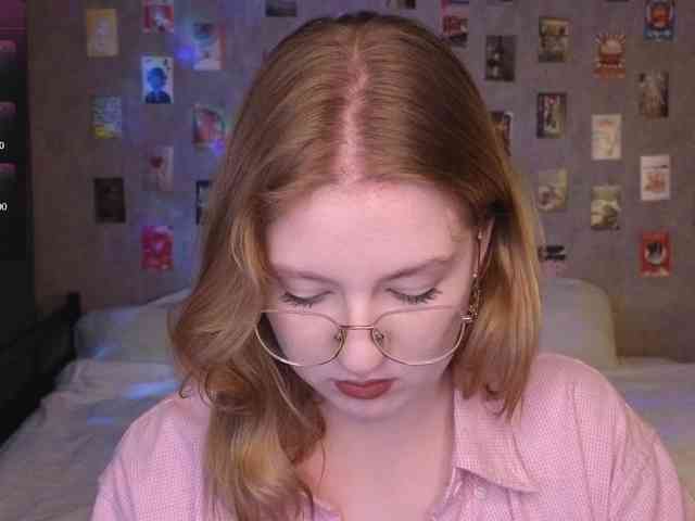 NicoleEniston webcam