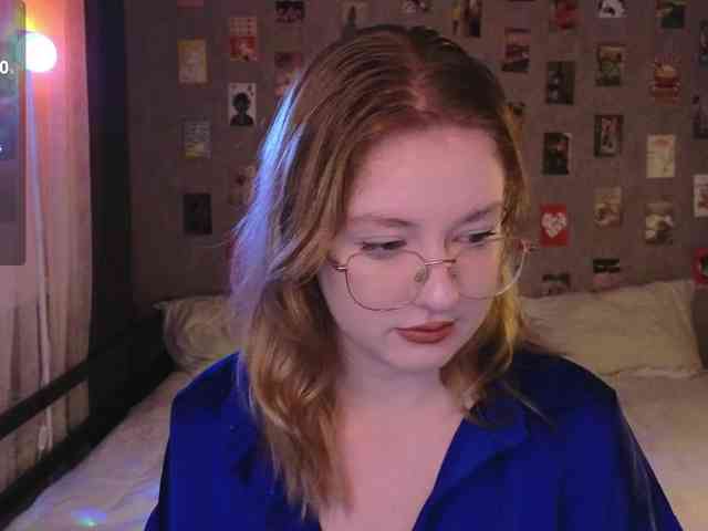 NicoleEniston webcam