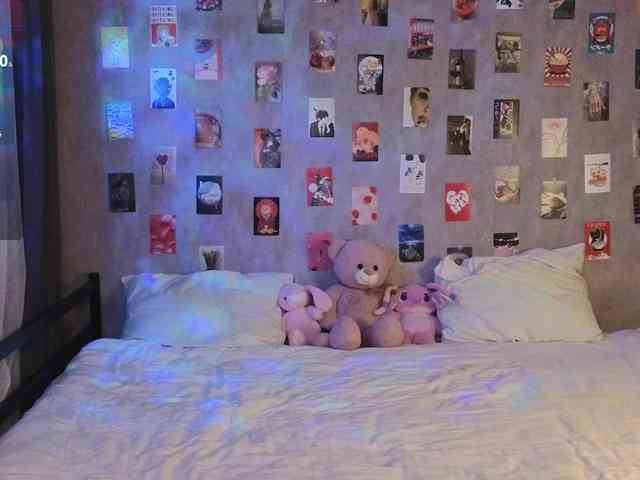 NicoleEniston webcam