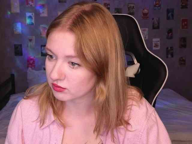 NicoleEniston webcam
