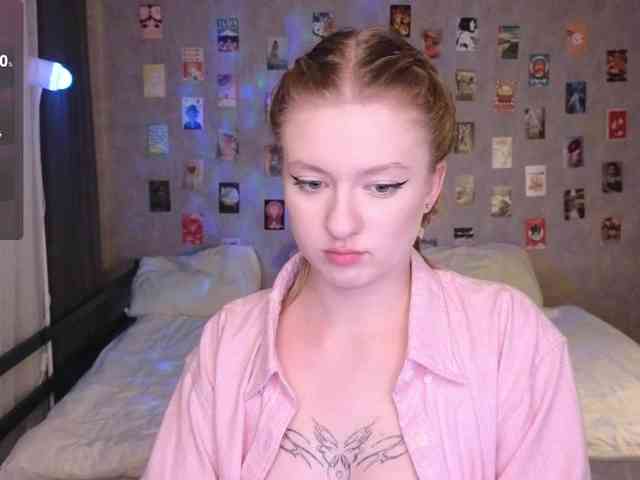 NicoleEniston webcam