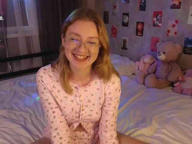 NicoleEniston webcam