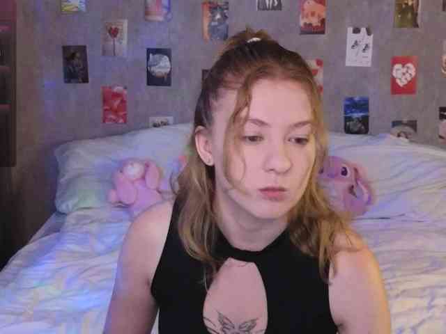 NicoleEniston webcam
