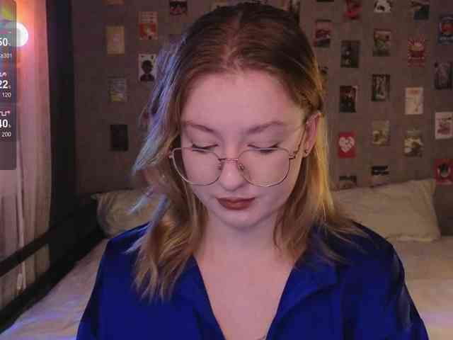 NicoleEniston webcam