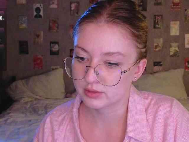 NicoleEniston webcam