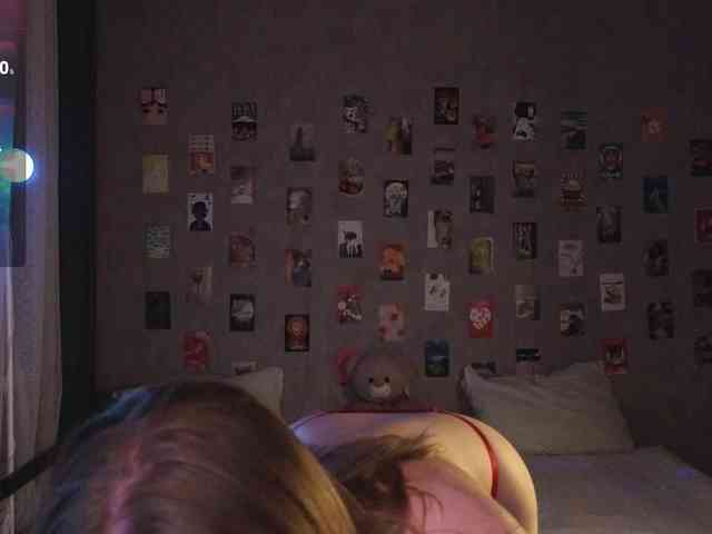 NicoleEniston webcam