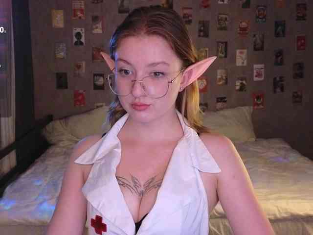NicoleEniston webcam