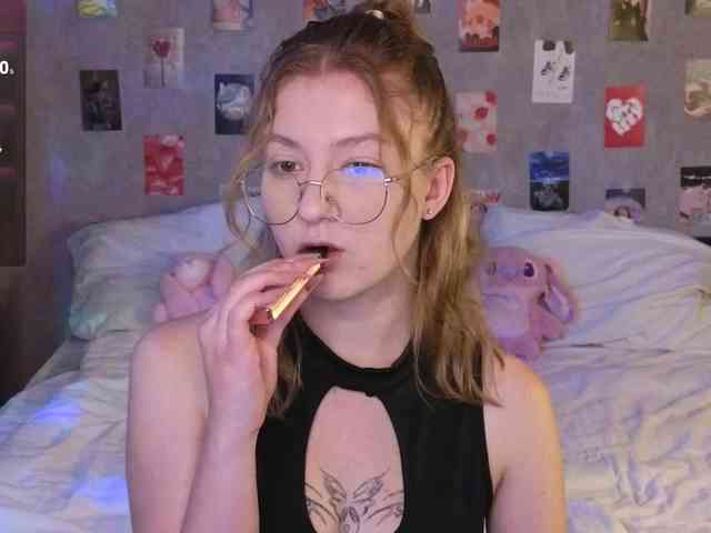 NicoleEniston webcam