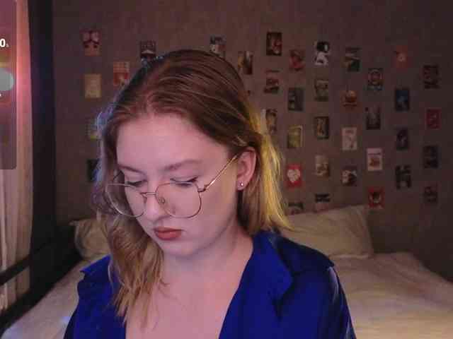 NicoleEniston webcam