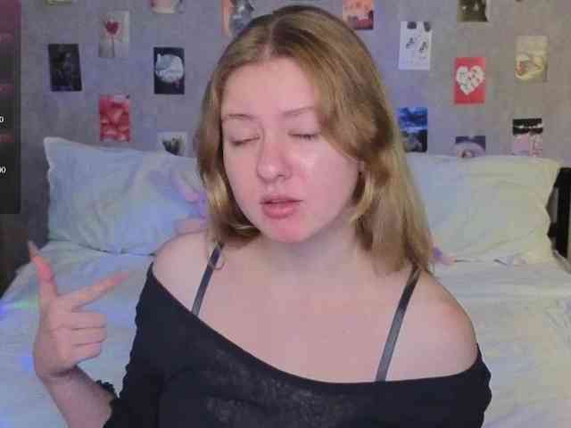NicoleEniston webcam