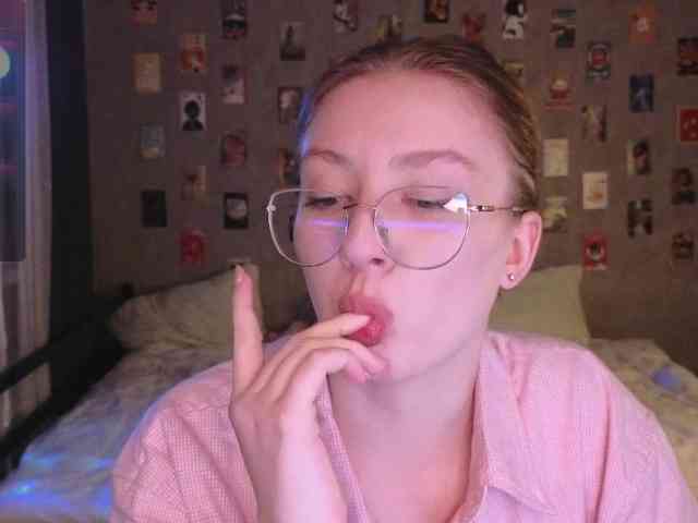 NicoleEniston webcam