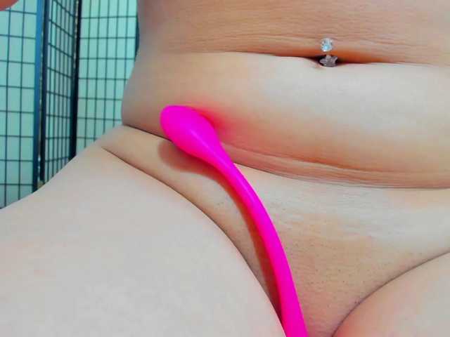 JessyBee's BongaCams show and profile