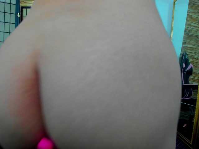 JessyBee's BongaCams show and profile