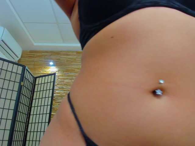 JessyBee's BongaCams show and profile