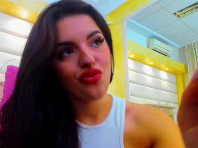 JessyBee webcam bongacams model stream image