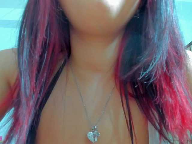 JessyBee's BongaCams show and profile