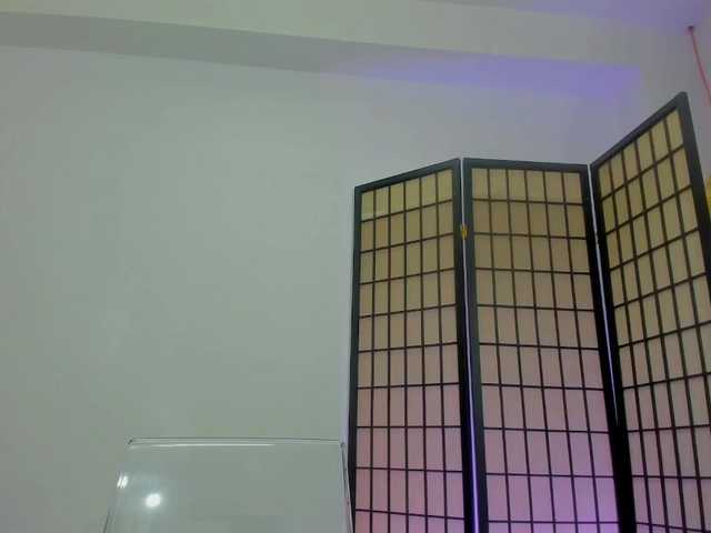 JessyBee's BongaCams show and profile