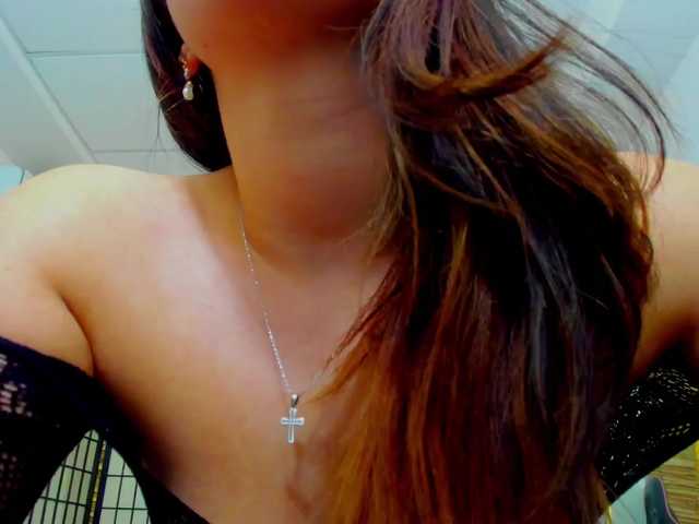 JessyBee's BongaCams show and profile