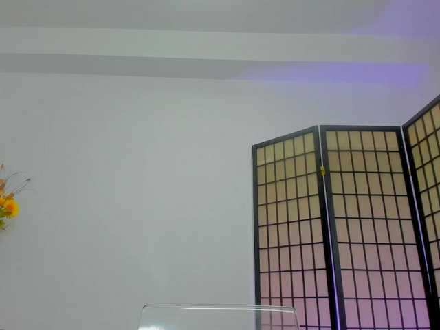 JessyBee's BongaCams show and profile