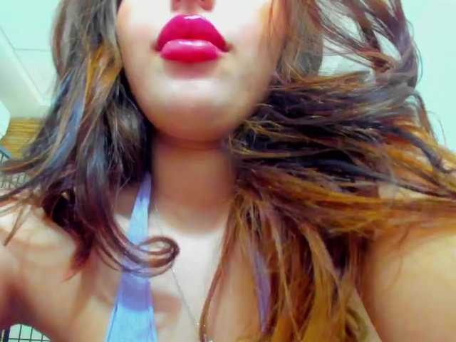 JessyBee's BongaCams show and profile