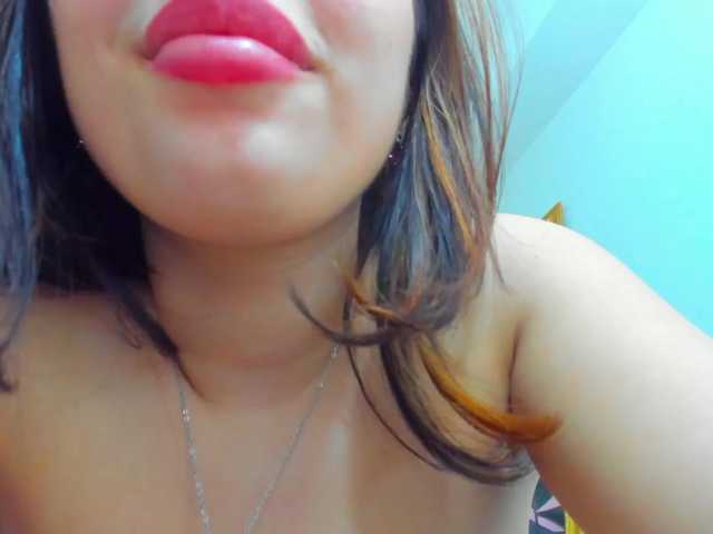 JessyBee's BongaCams show and profile