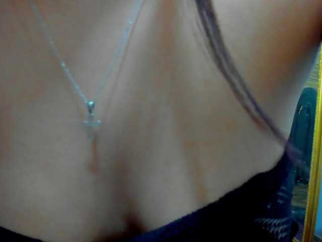 JessyBee's BongaCams show and profile