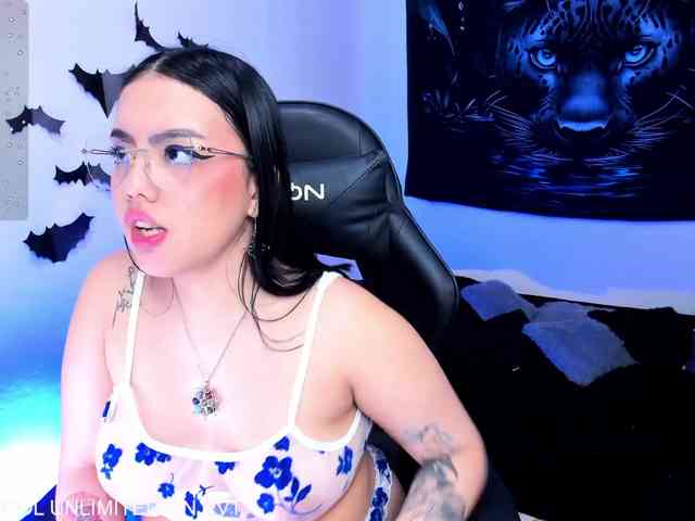 Nicol_Ruizz webcam