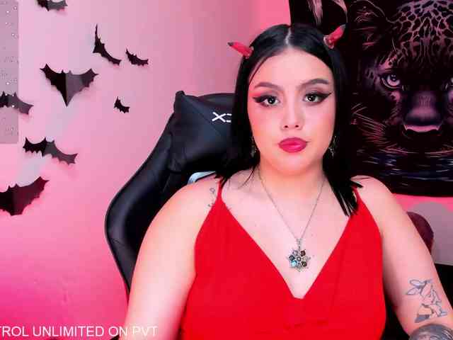 Nicol_Ruizz webcam
