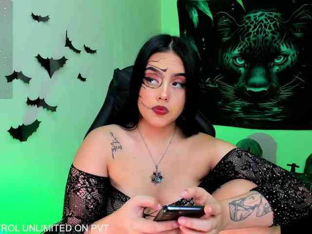 Nicol_Ruizz webcam