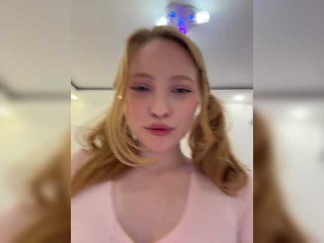 l1ttle-puppy's BongaCams show and profile