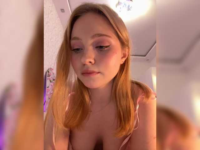 l1ttle-puppy's BongaCams show and profile